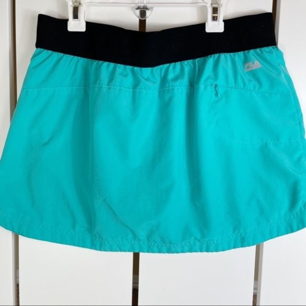 FILA Seafoam Running Skirt with Built in Shorts Size Large - Picture 3 of 7